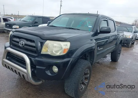 2010 Toyota Tacoma Prerunner V6 z USA, uszkodzony, nr VIN 3TMJU4GN4AM092360